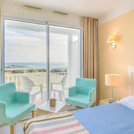 Oceanfront For Five *